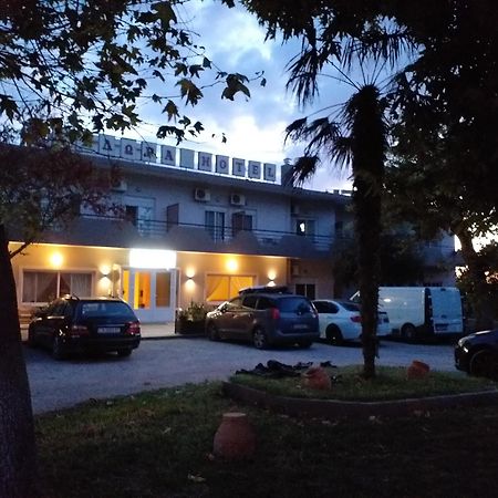 Loutros Hotel Isidora מראה חיצוני תמונה