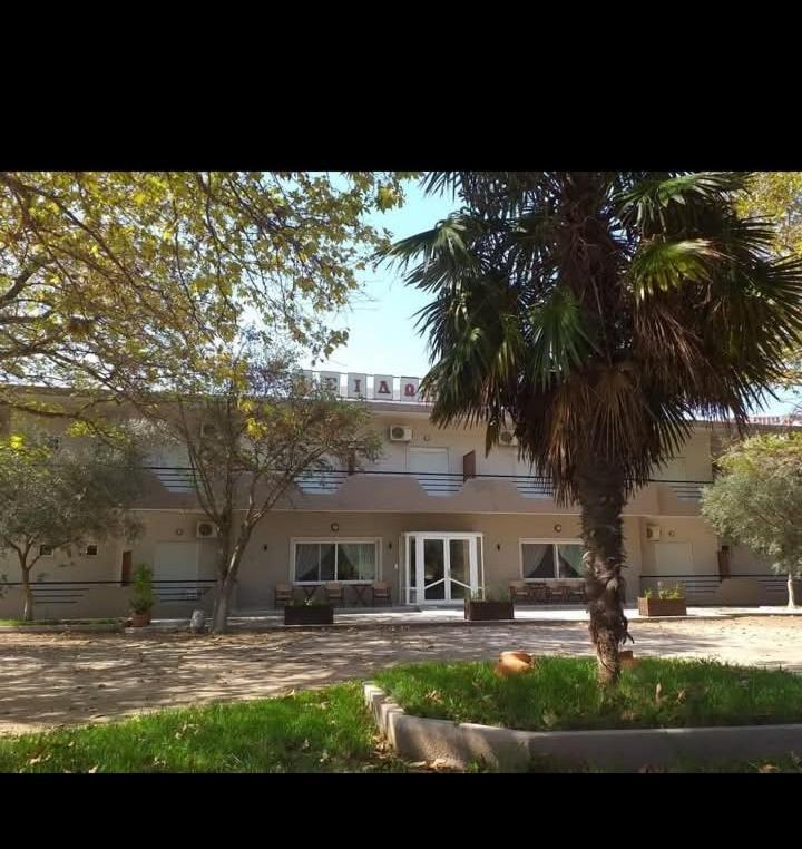 Loutros Hotel Isidora מראה חיצוני תמונה